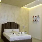 Kairos Relais Nápoles